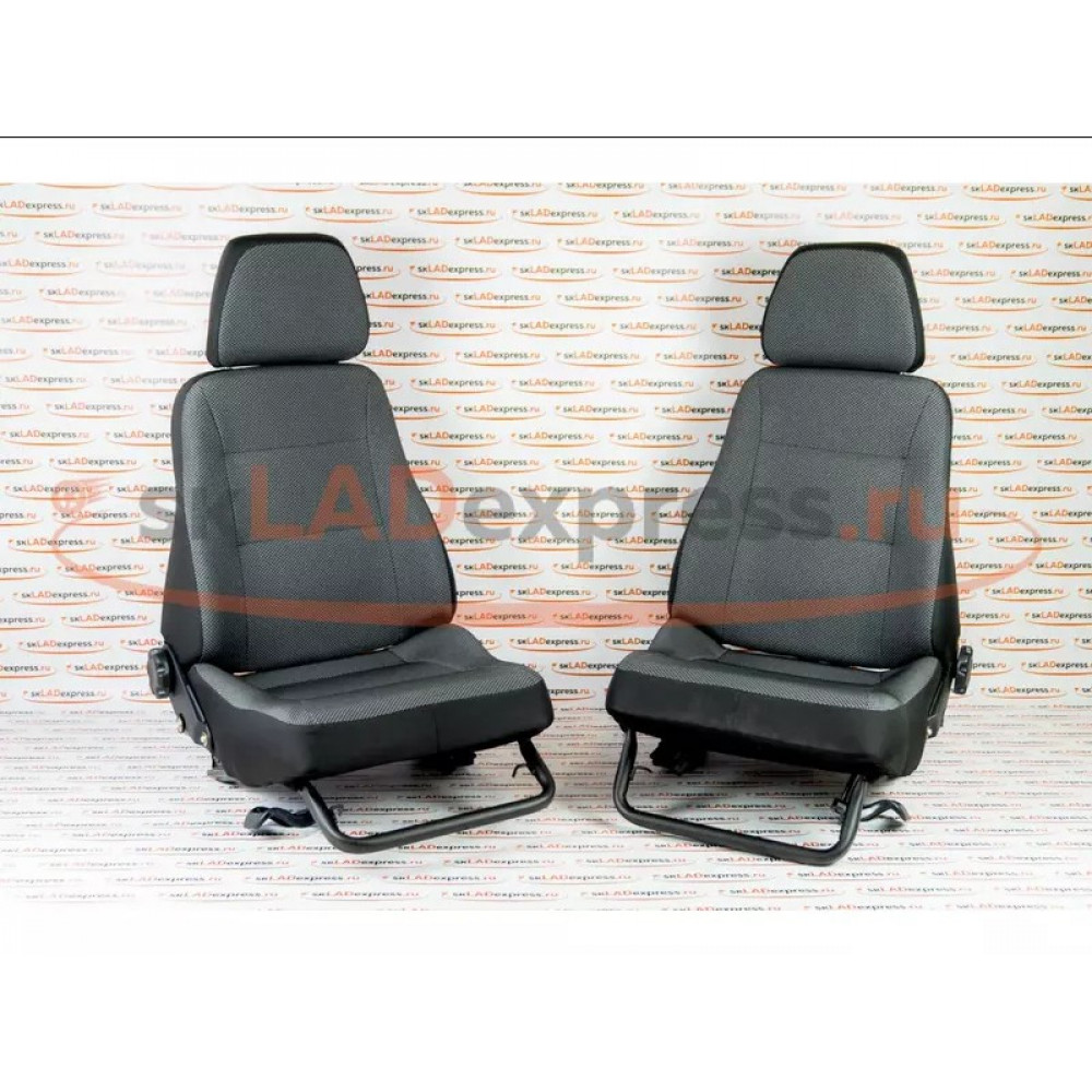 Комплект оригинальных передних сидений с салазками на Лада Нива 4х4 5-дверная